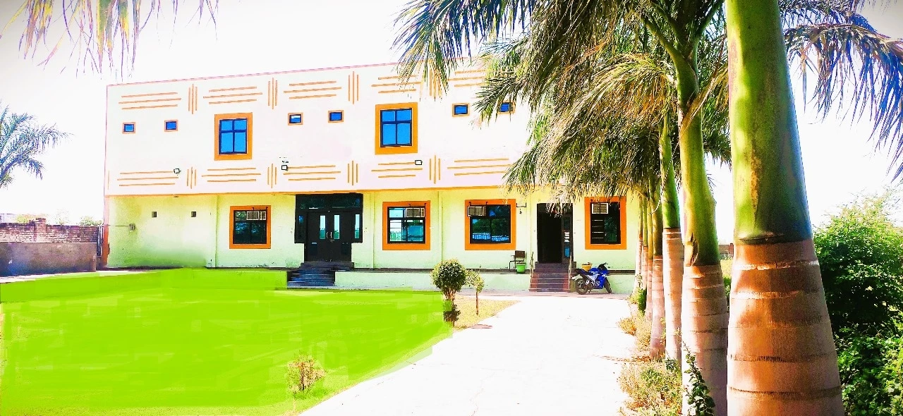 Commercial Property for Sale / Rent / Lease